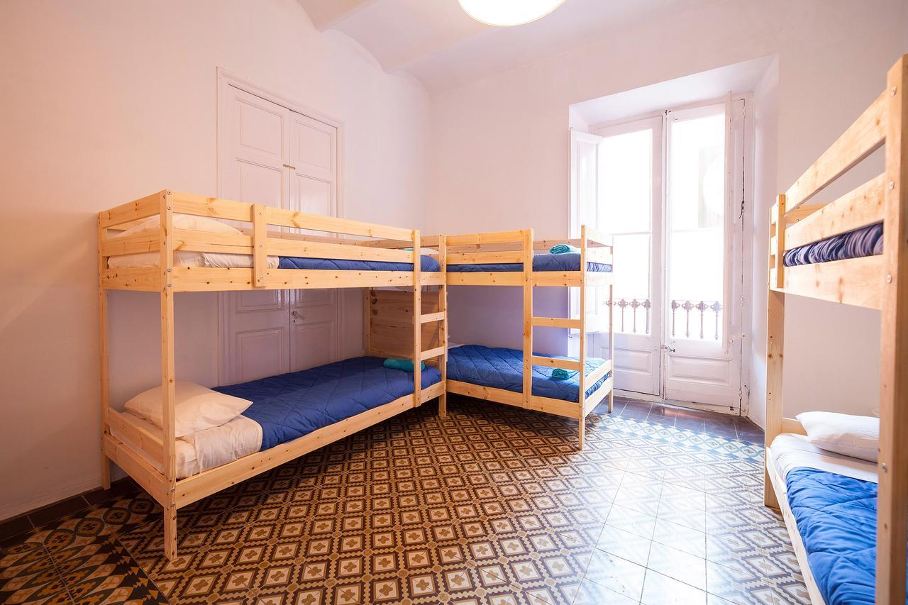 Bed In 2* Gerona