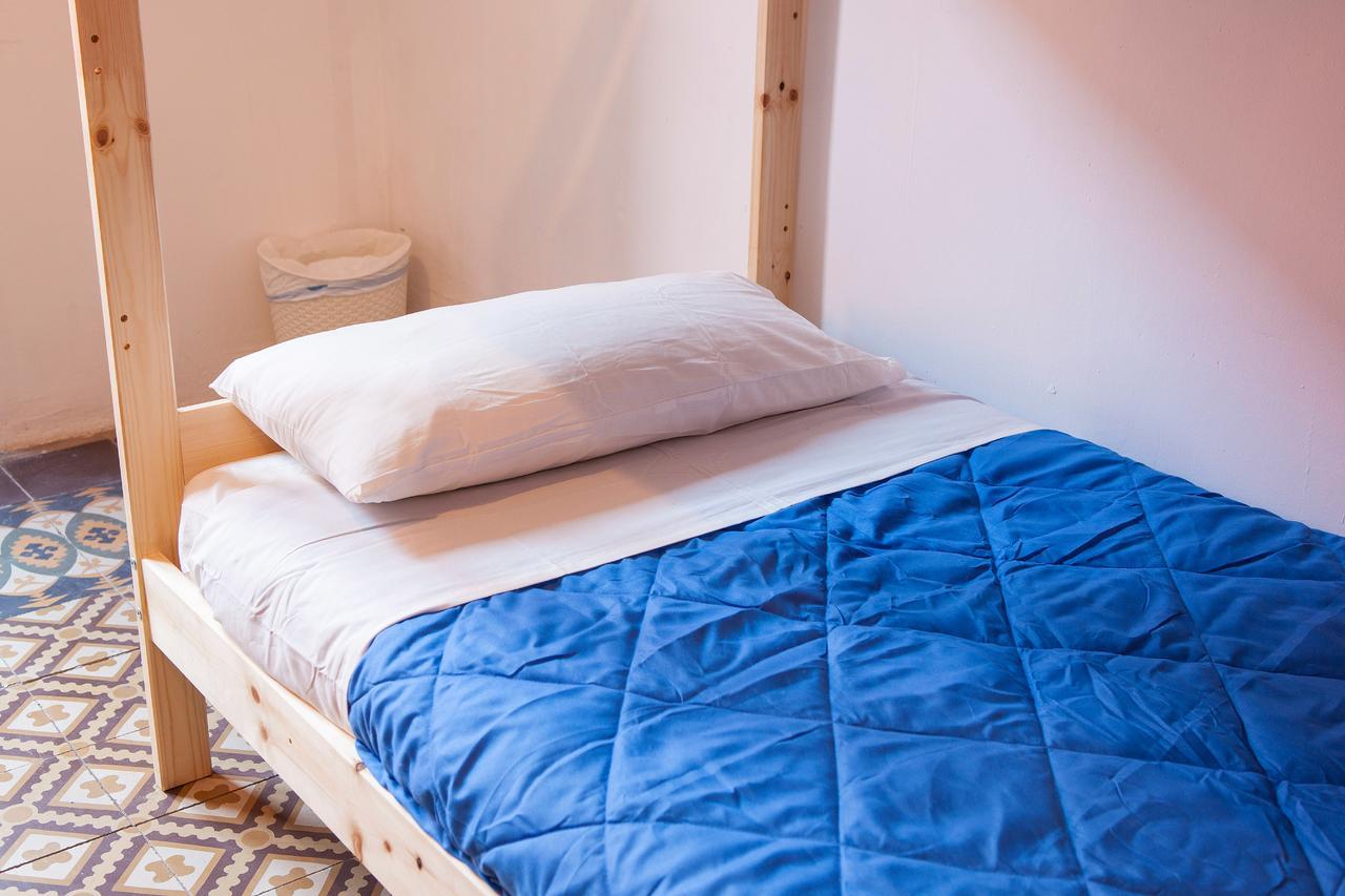 Bed In Bed & Breakfast Gerona